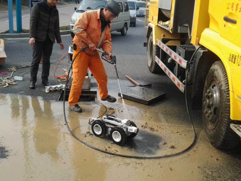 珠海新老香洲专业通厕,专车吸粪,清理化粪池、油沟