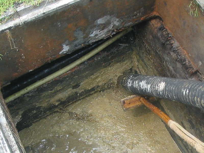 珠海专业管道疏通、清洗、抽化粪池、抽油、便宜实惠